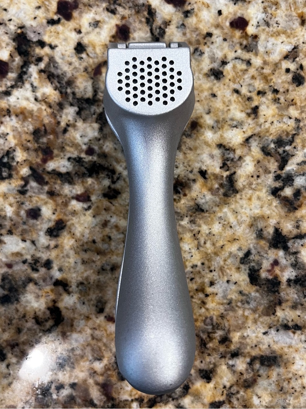 The Pampered Chef Garlic Press - Picture 3 of 8